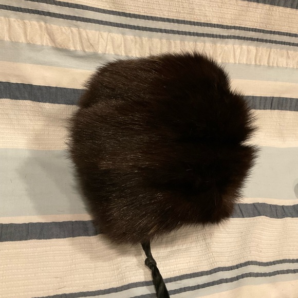 Vintage Genuine Black Fur Muff - Picture 8 of 11